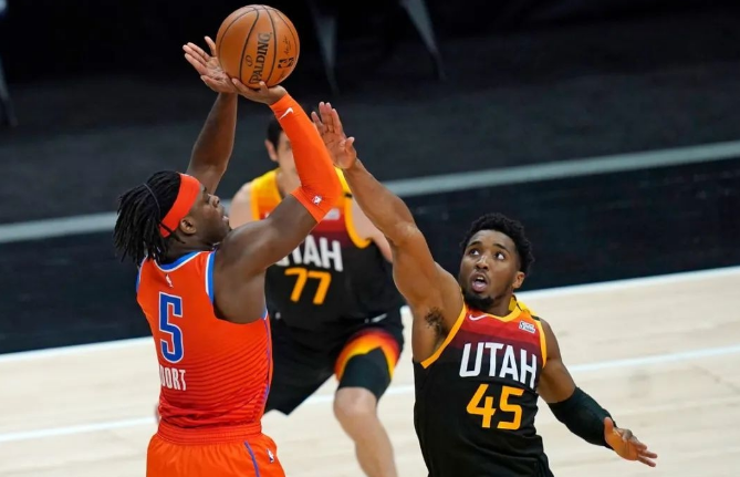 关于蒂姆连续十五场比赛得分超过败北,TES挑战极限!的信息 关于蒂姆连续十五场比赛得分超过败北,TES挑战极限!的信息